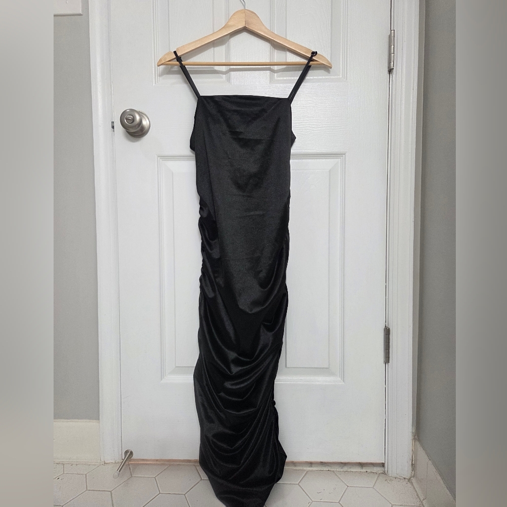 Forever 21 Black Midi Dress